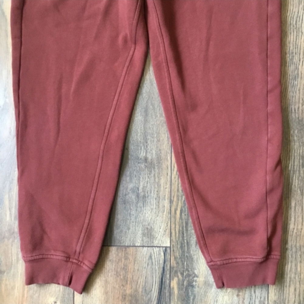 Lululemon Athletica Terracotta Joggers Old School - Picture 4 of 10